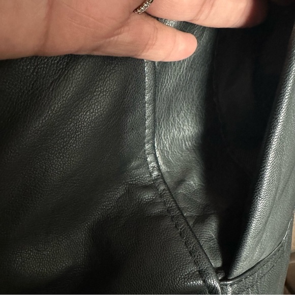 Vintage Pierre Cardiin leather long women’s coat - Picture 8 of 15